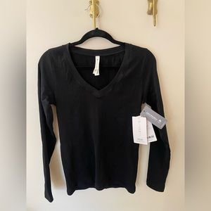 ATHLETA long sleeve, great base layer, NWT, medium